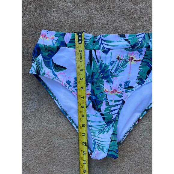 NWT‎ Avanova Hugh Waisted Bikini Bottom Women’s Size Large Floral Palm - Picture 5 of 5